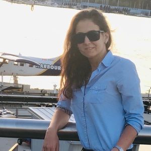Meet your Posher, Assia